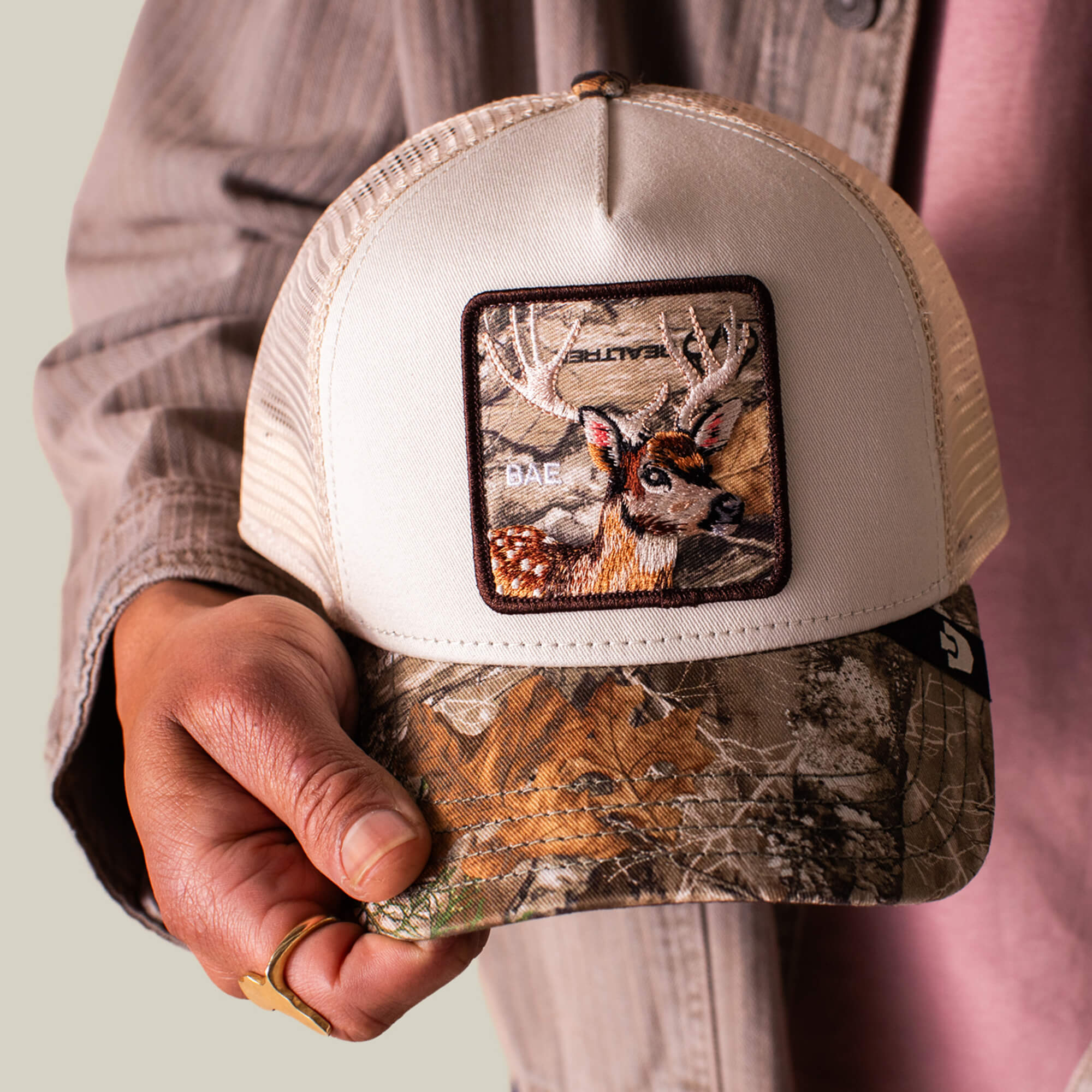 Goorin Realtree Edge Bae Doe Trucker Hat, Camo, 57/43  display picture 1