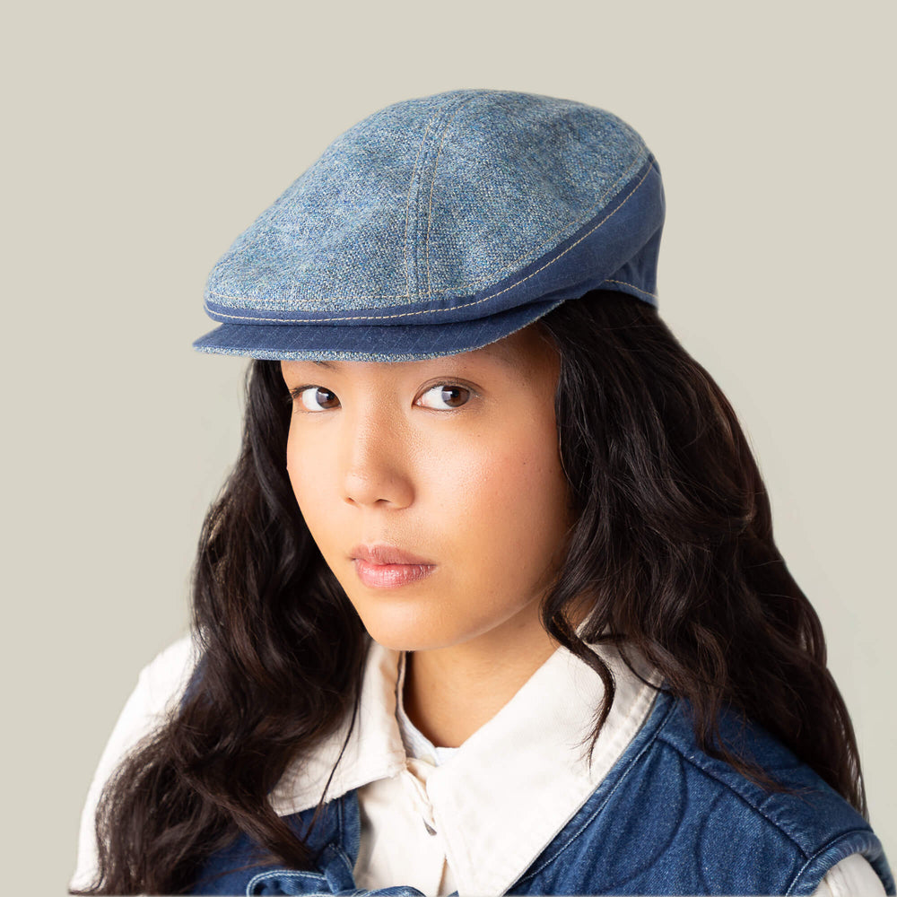 Goorin Bros newsie flat cap blue plaid cap. Amazing inside lining. Size small. Goorin Bros Newsboy Cap Sz S Blue Brown Plaid Wool Blend  main image 2